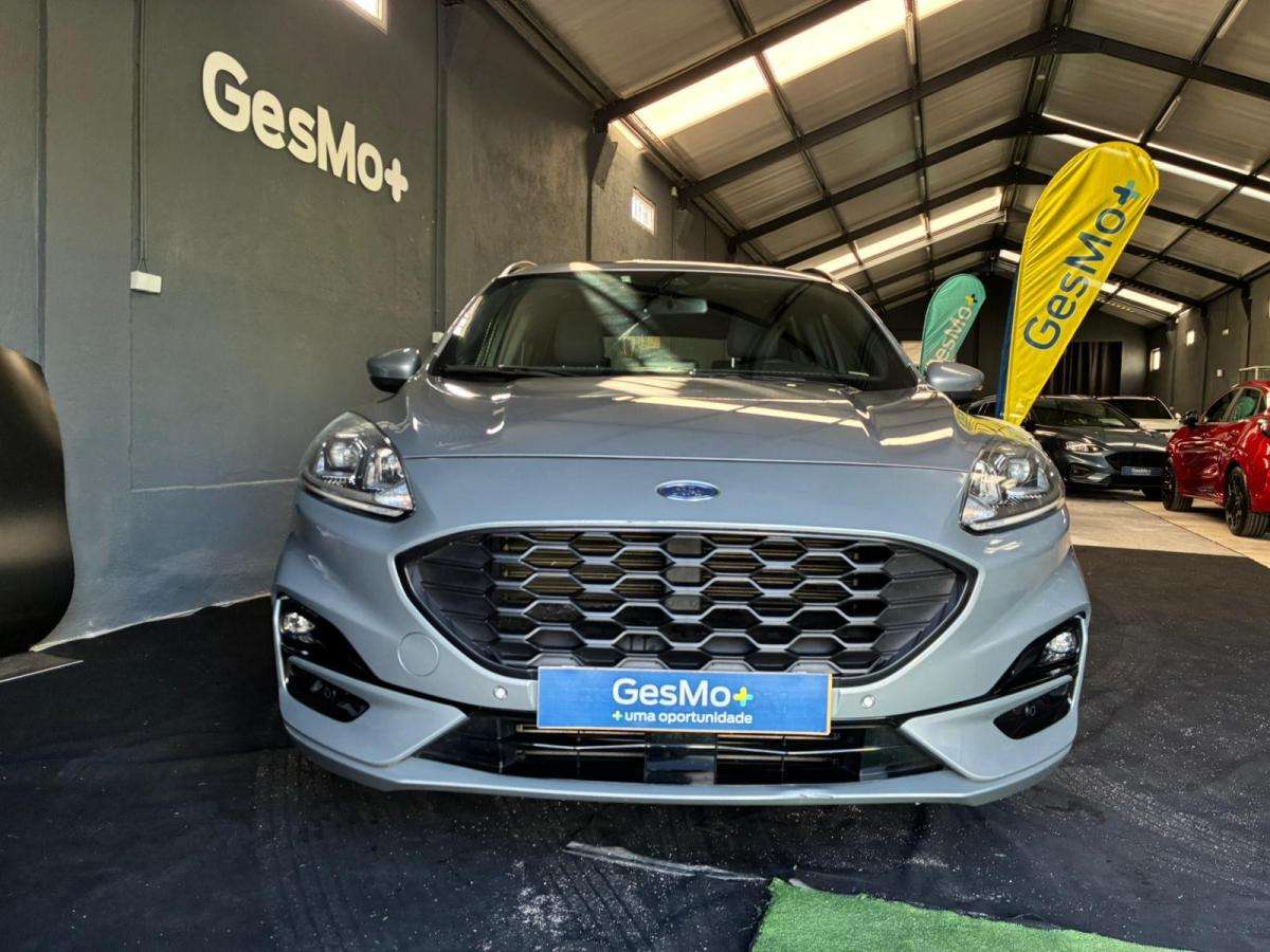 ford-kuga-2022-gasolina-1499cc