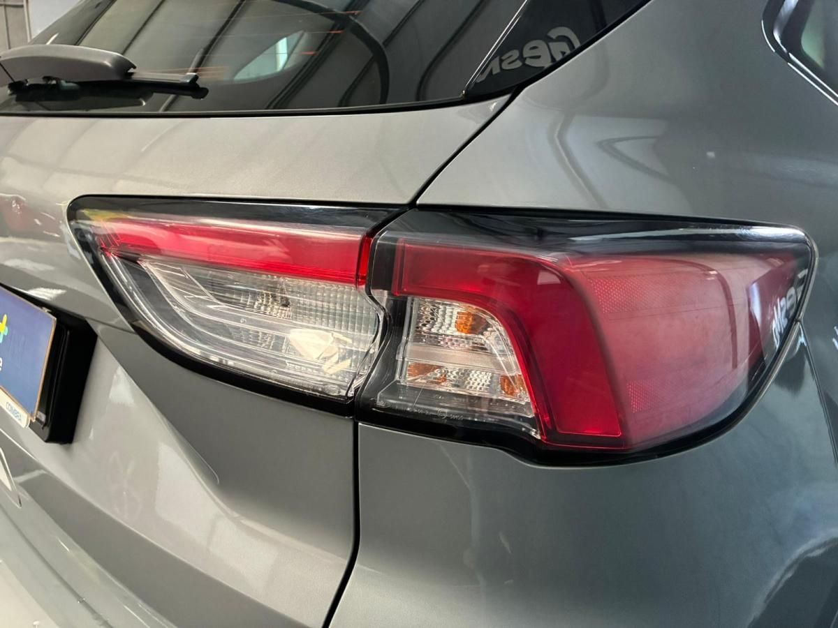 ford-kuga-2022-gasolina-1499cc