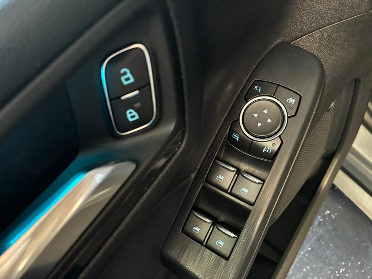 ford-kuga-2022-gasolina-1499cc