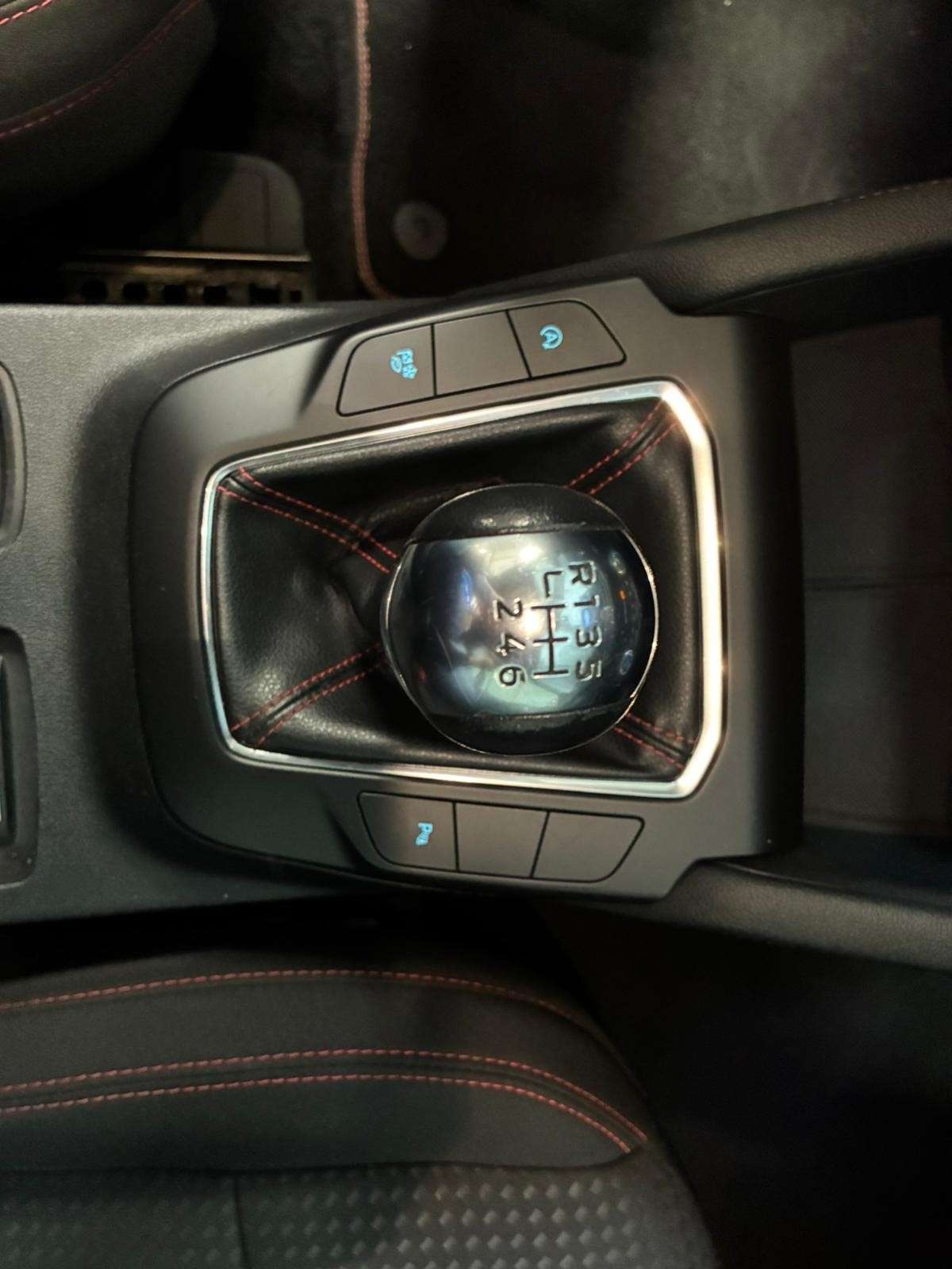 ford-kuga-2022-gasolina-1499cc