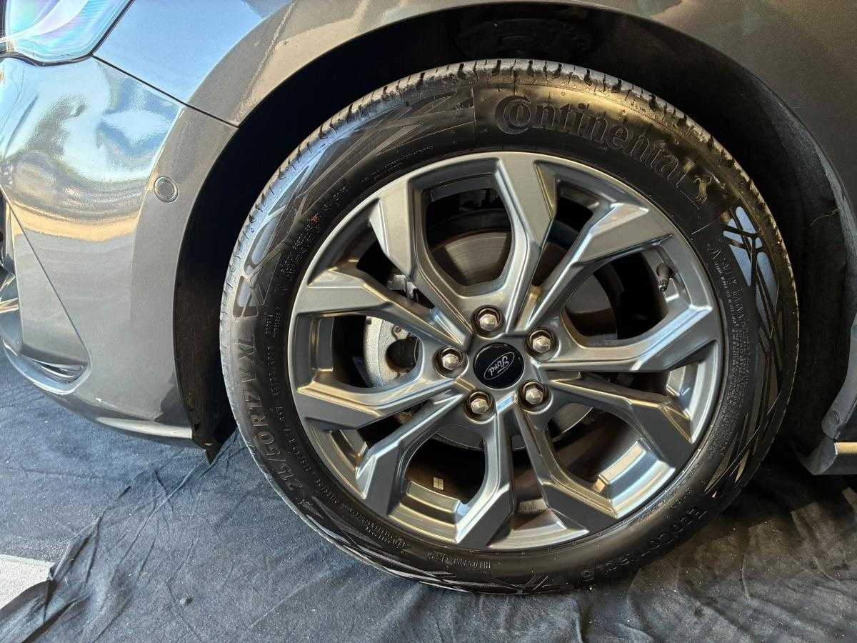 ford-focus-2025-gasolina-998cc