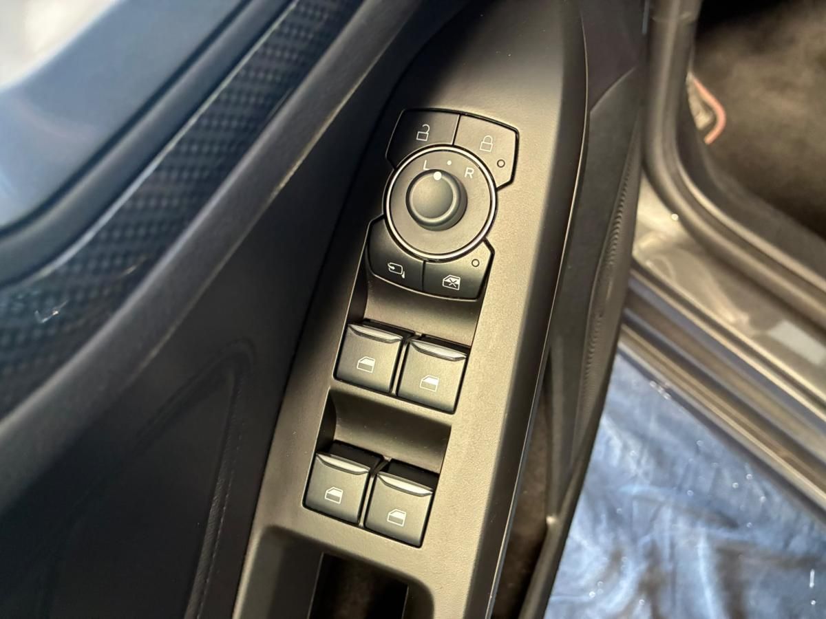 ford-focus-2025-gasolina-998cc