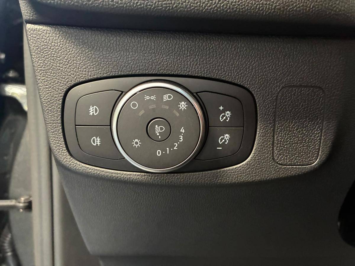 ford-focus-2025-gasolina-998cc