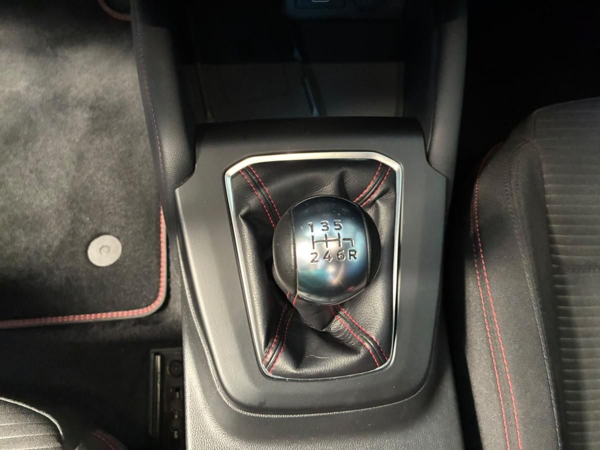 ford-focus-2025-gasolina-998cc