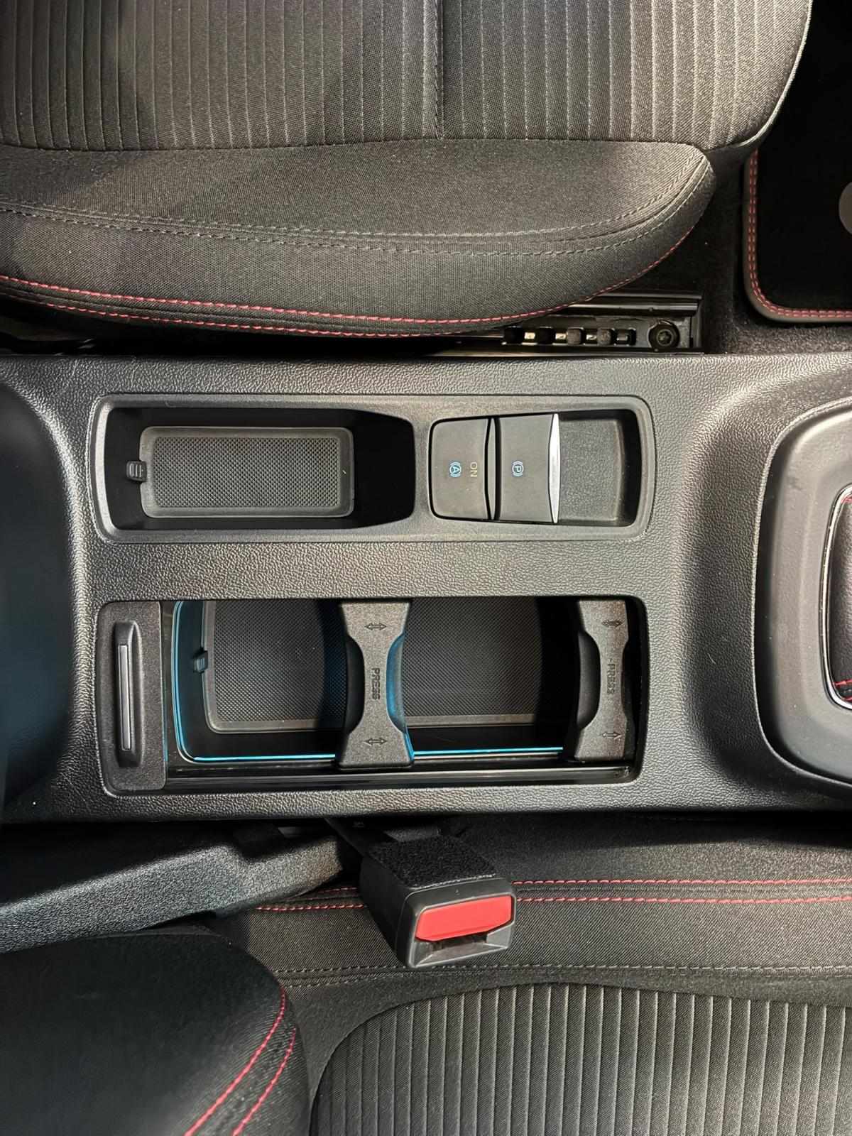 ford-focus-2025-gasolina-998cc
