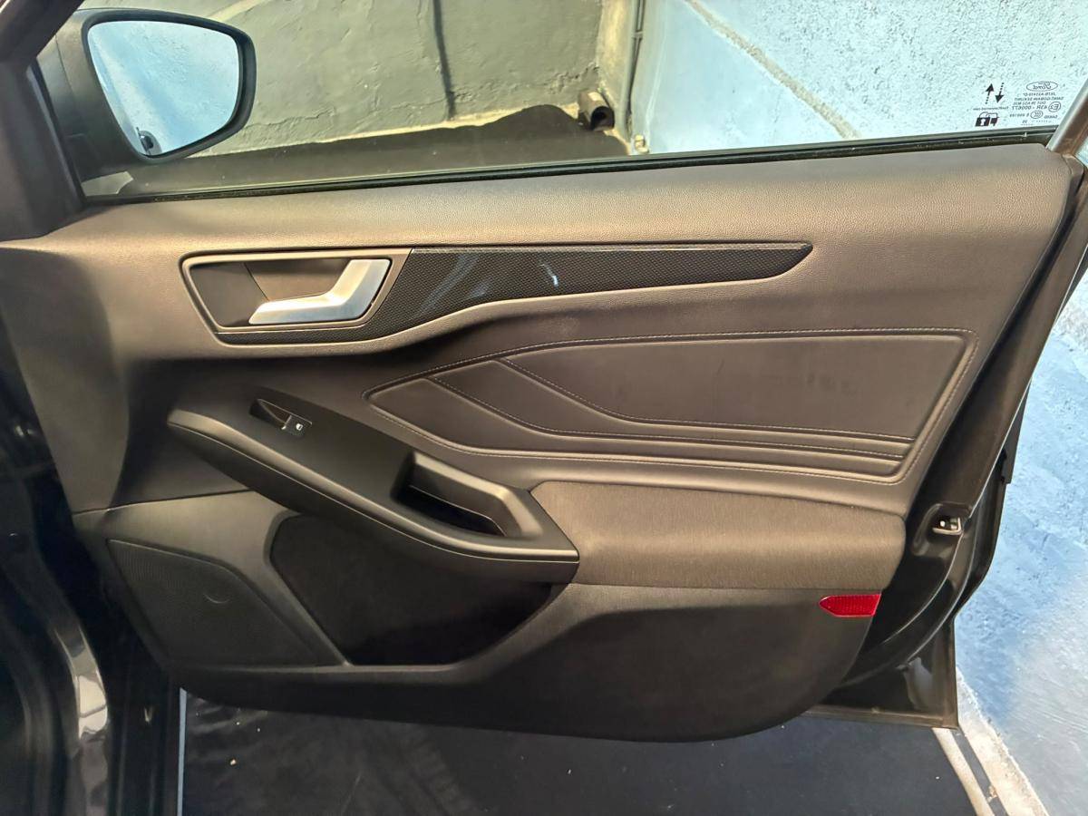 ford-focus-2025-gasolina-998cc