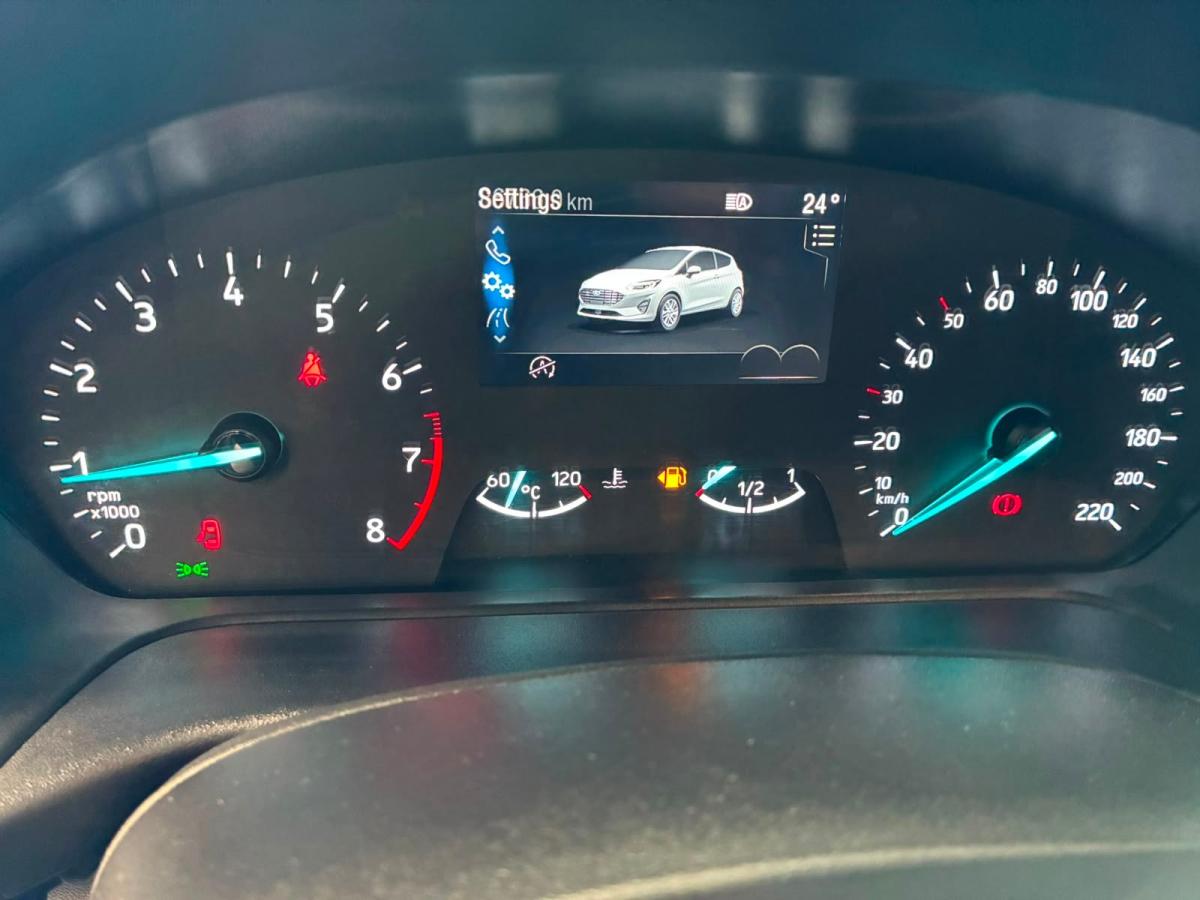 ford-fiesta-2023-gasolina-998cc