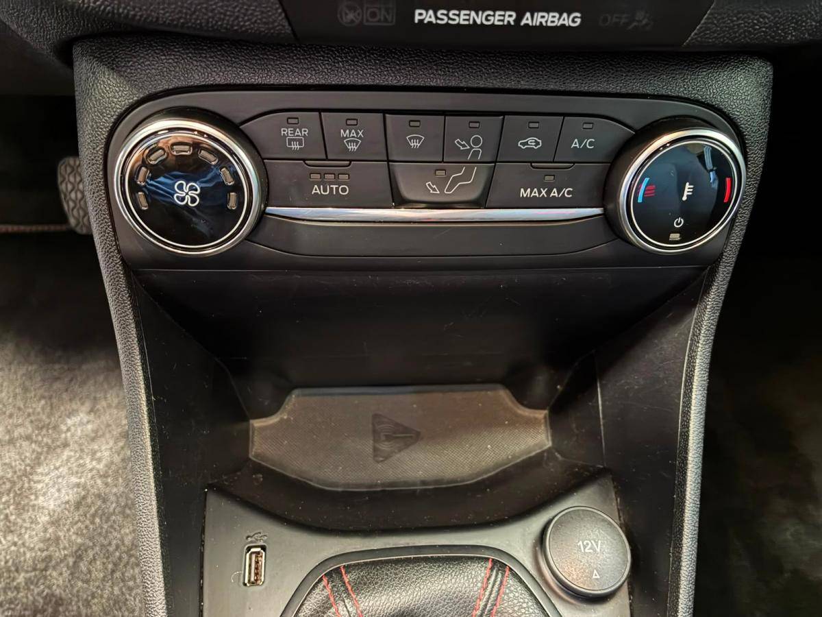 ford-fiesta-2023-gasolina-998cc