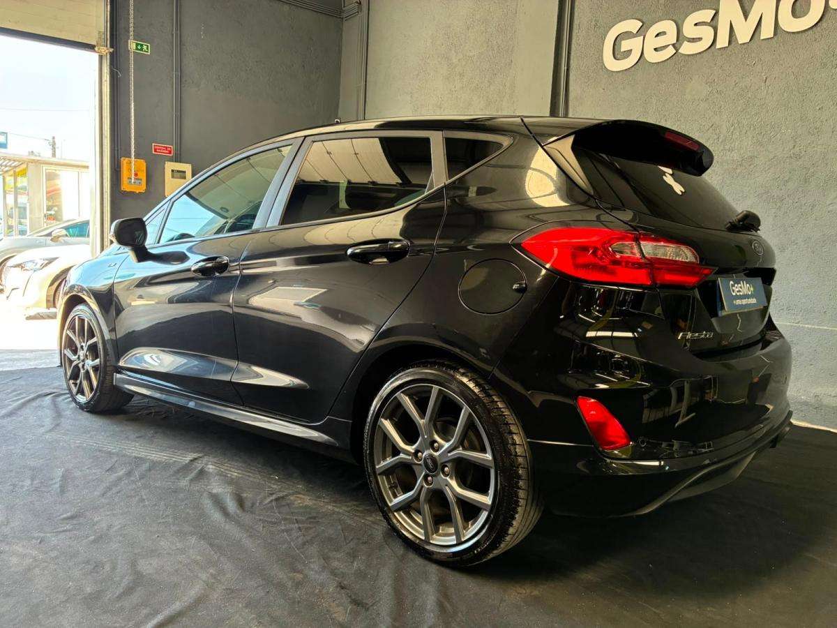 ford-fiesta-2023-gasolina-998cc