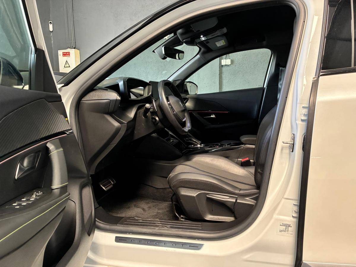 peugeot-2008-2021-gasolina-1199cc