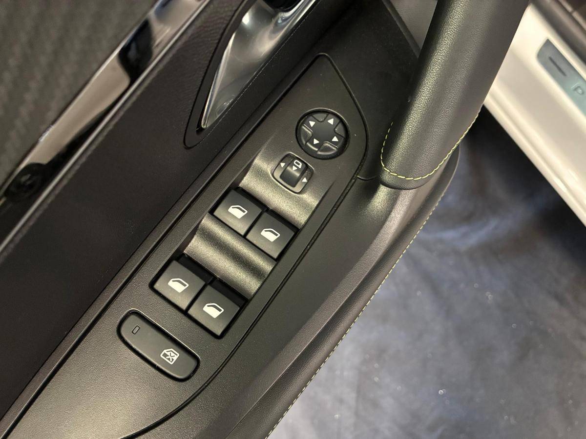 peugeot-2008-2021-gasolina-1199cc
