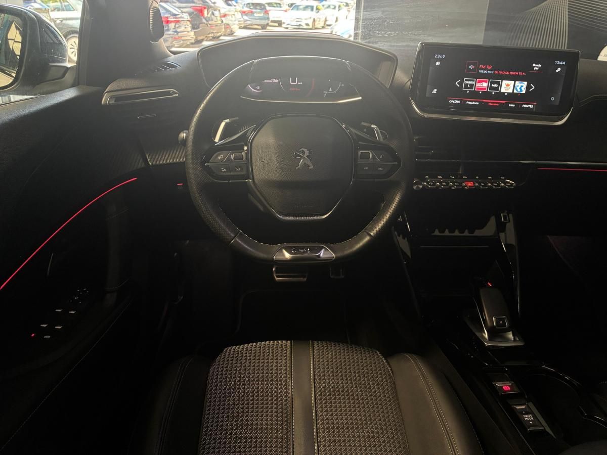 peugeot-2008-2021-gasolina-1199cc