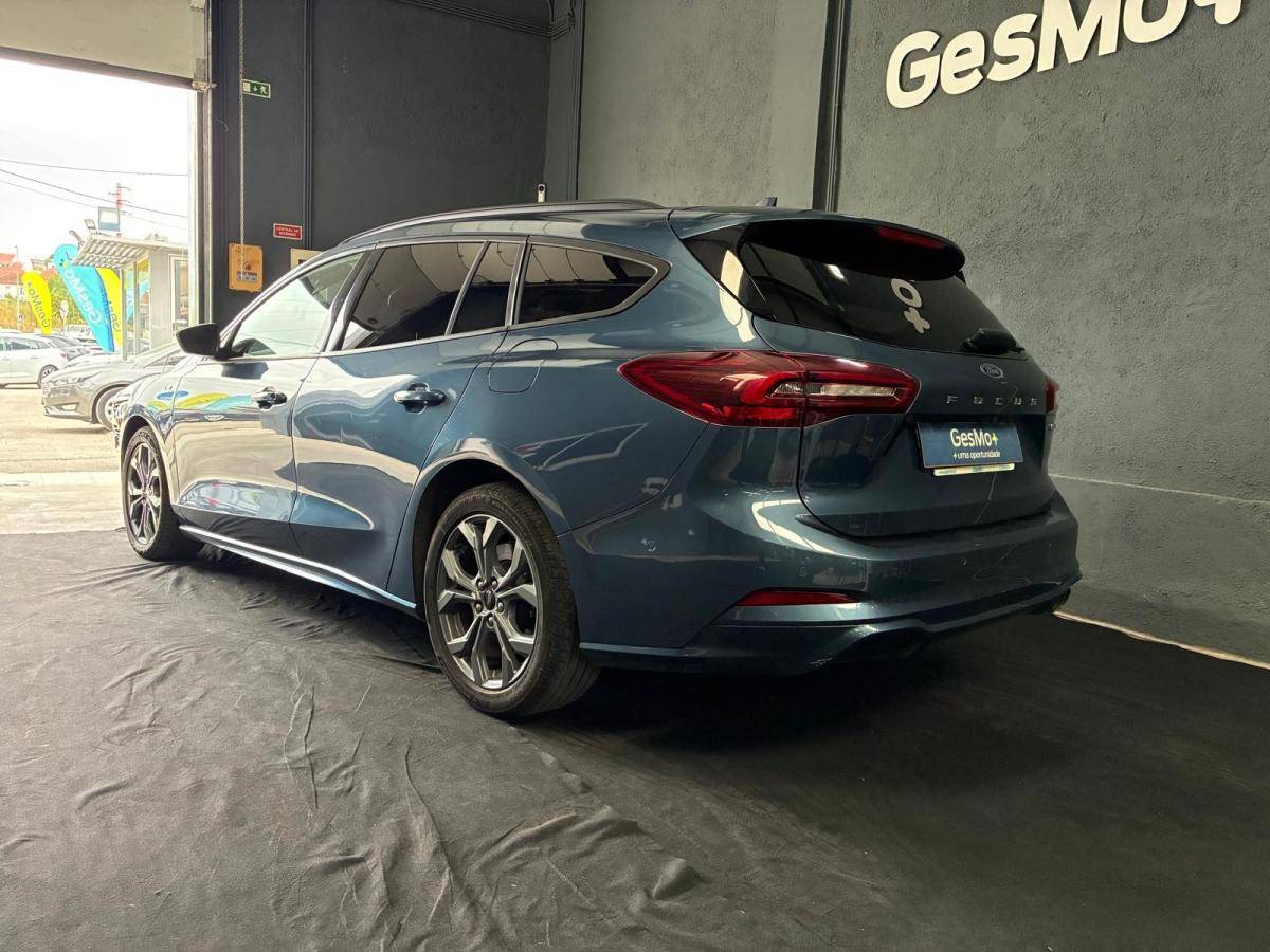 ford-focus-2023-gasolina-998cc