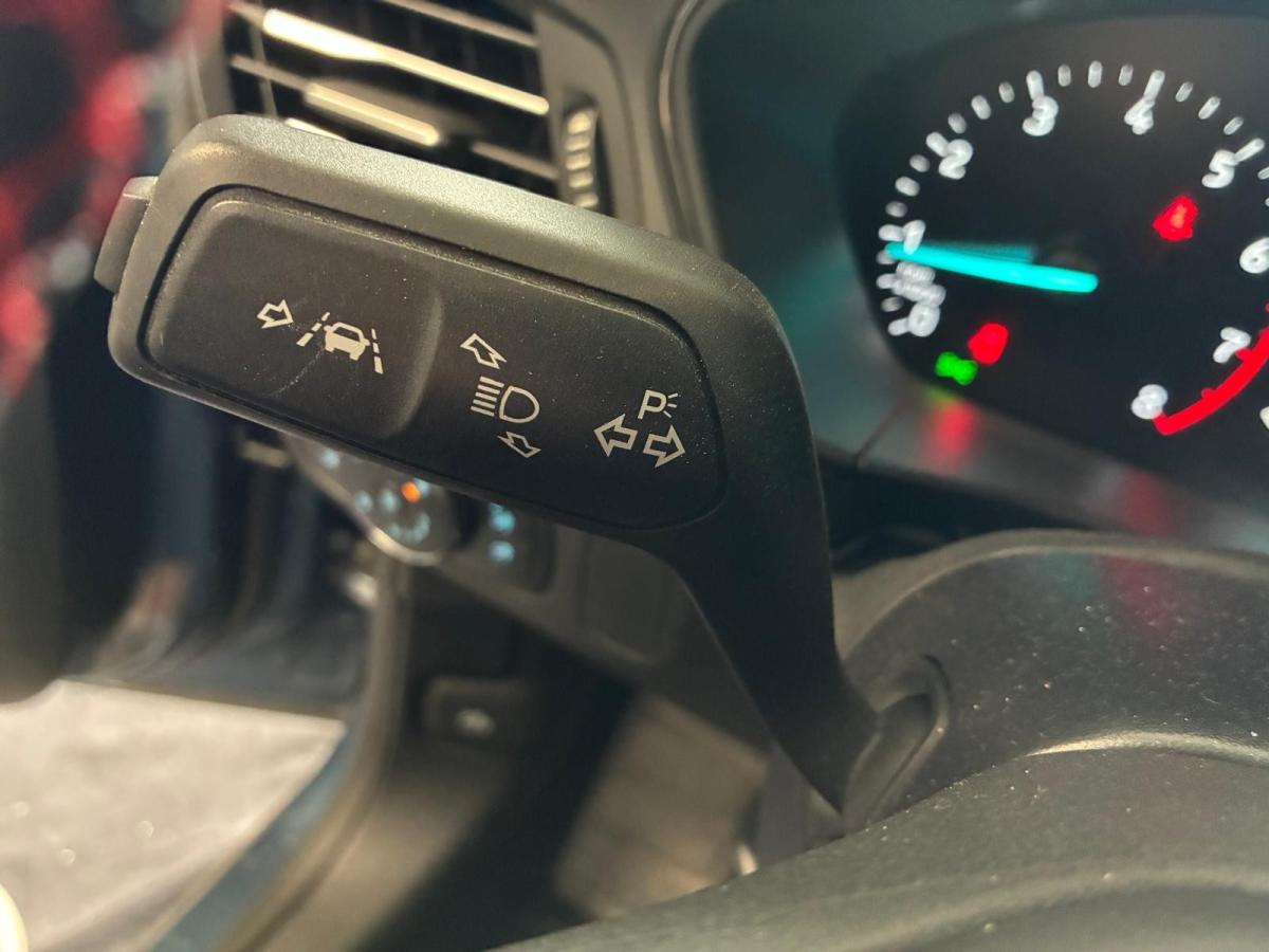 ford-focus-2023-gasolina-998cc