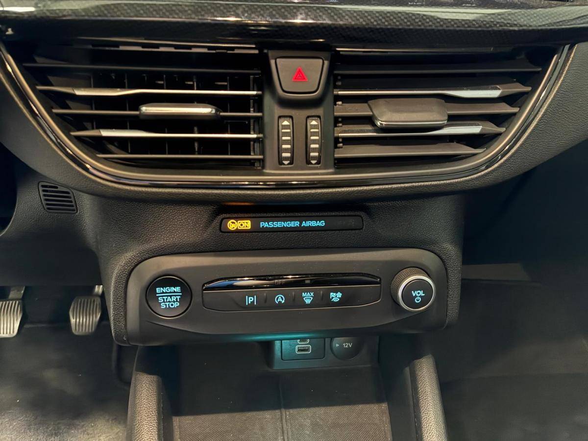 ford-focus-2023-gasolina-998cc