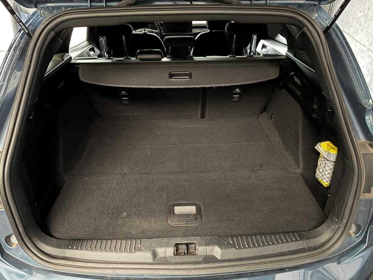 ford-focus-2023-gasolina-998cc