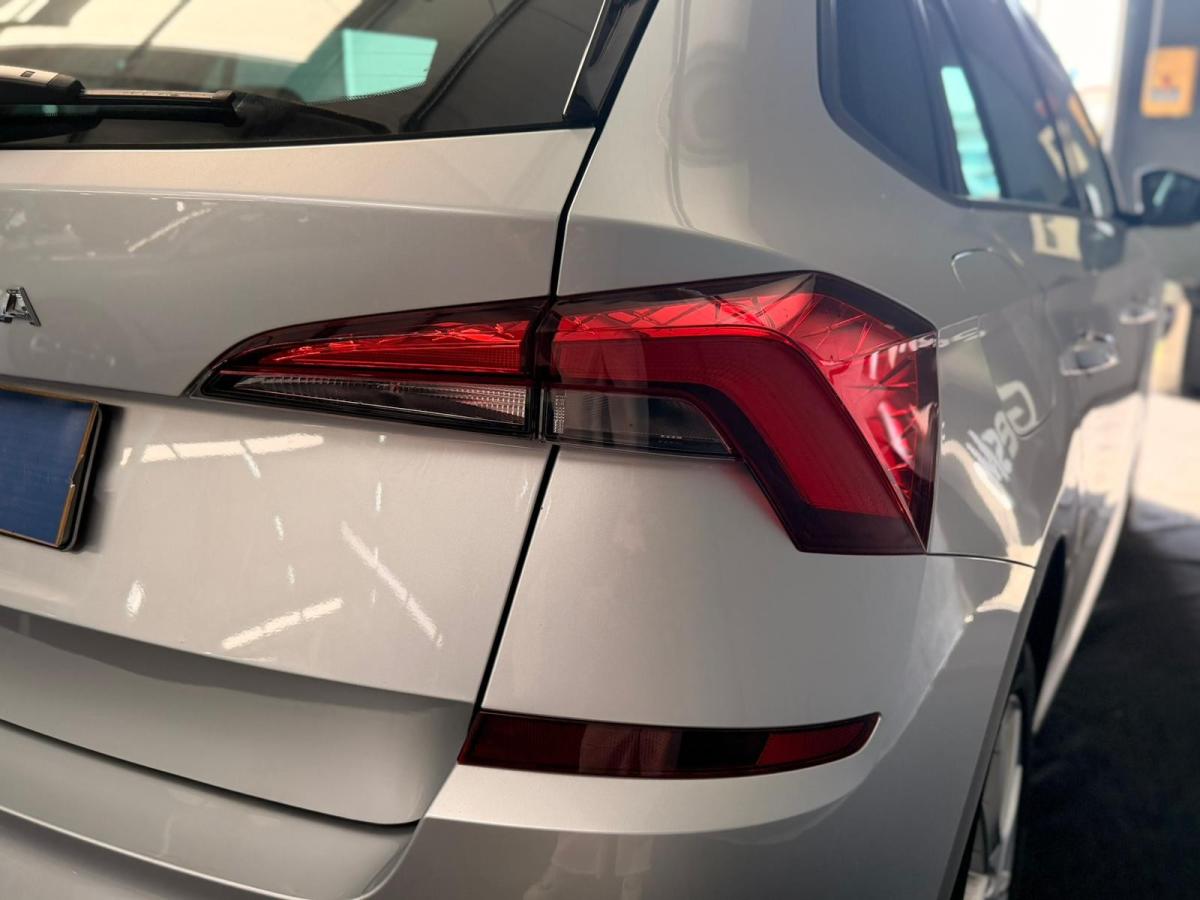 skoda-kamiq-2023-gasolina-999cc