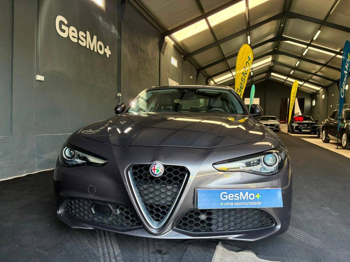 alfa-romeo-giulia-2017-diesel-2143cc