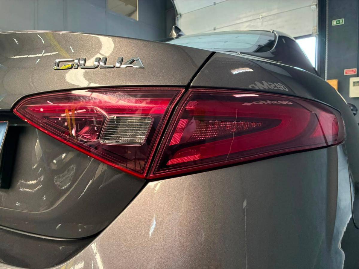 alfa-romeo-giulia-2017-diesel-2143cc