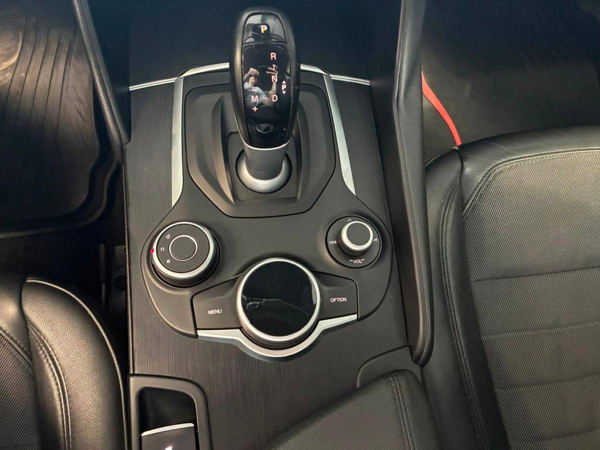 alfa-romeo-giulia-2017-diesel-2143cc