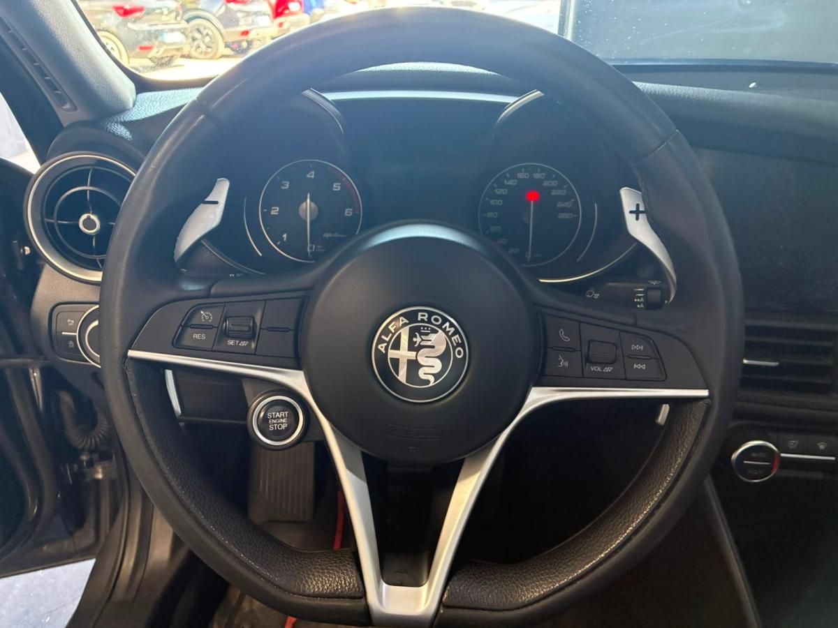 alfa-romeo-giulia-2017-diesel-2143cc