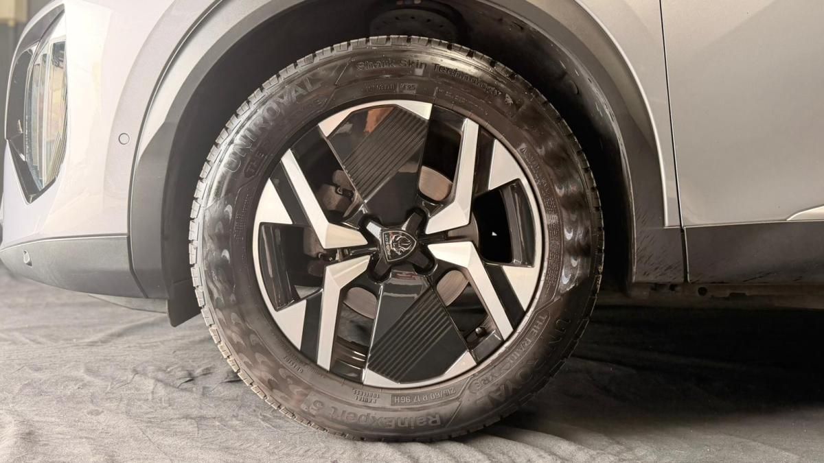 peugeot-2008-2023-gasolina-1199cc