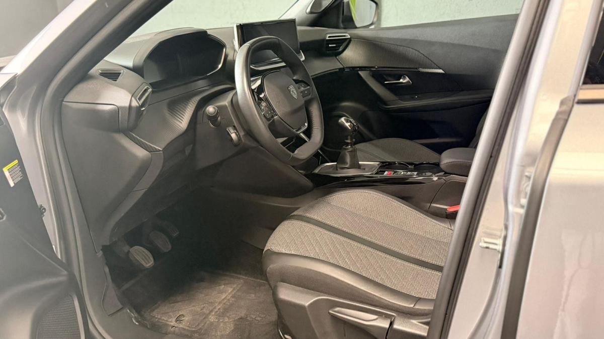 peugeot-2008-2023-gasolina-1199cc