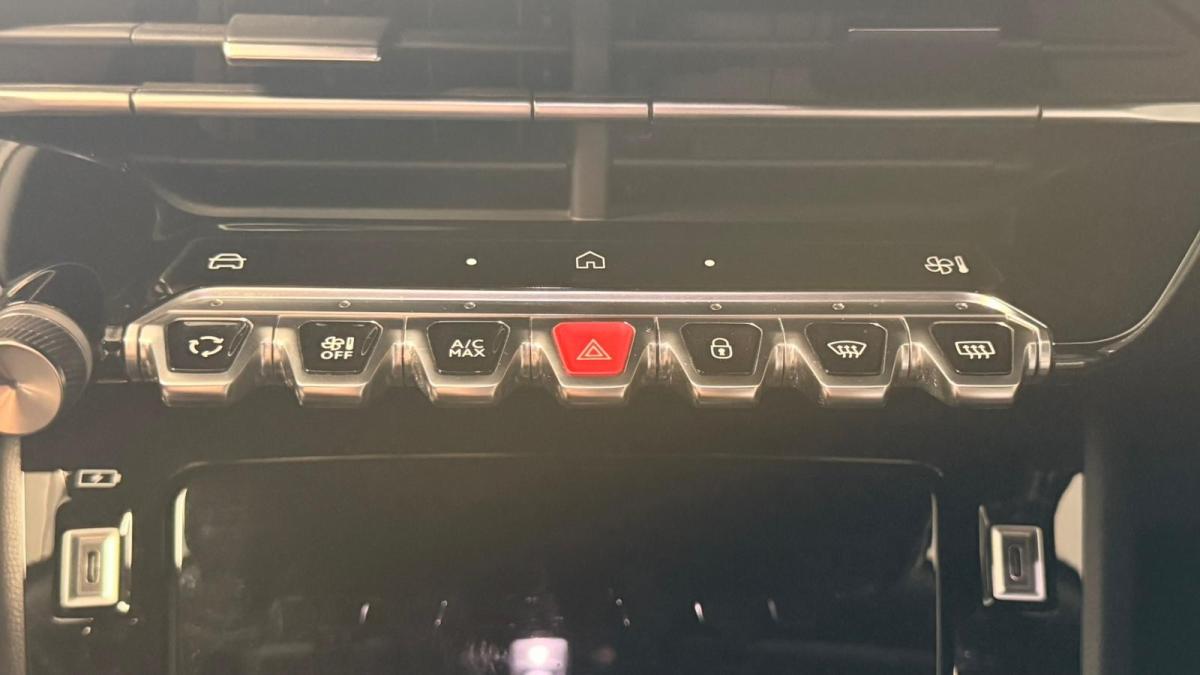 peugeot-2008-2023-gasolina-1199cc