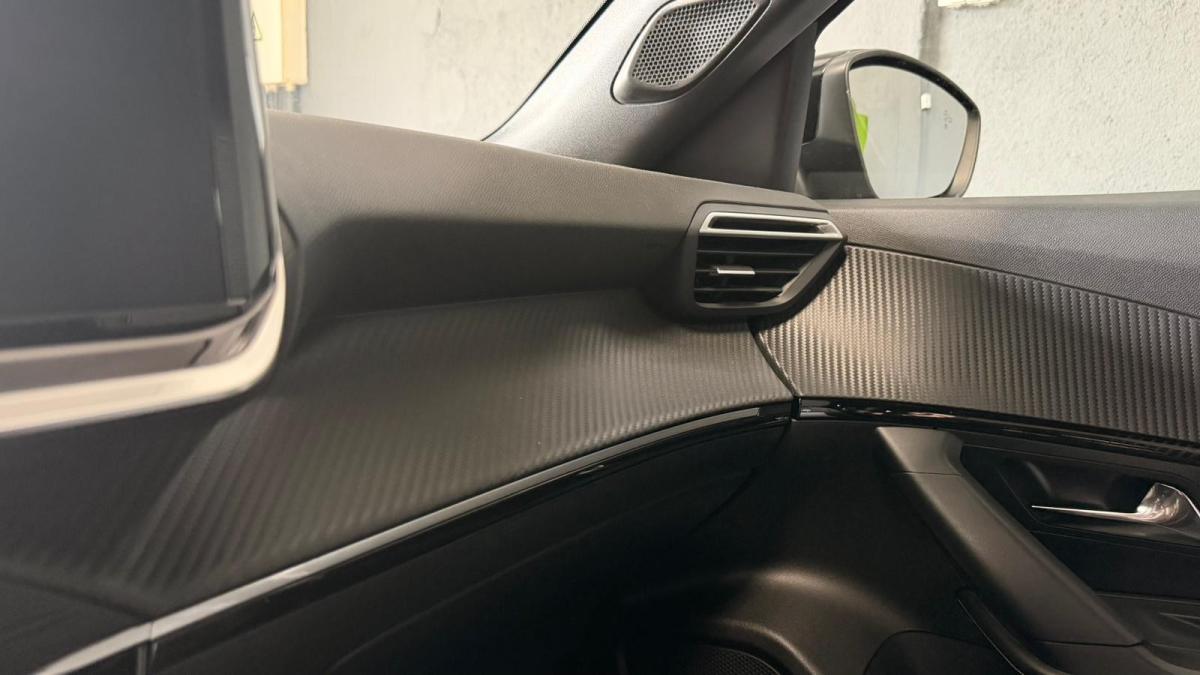 peugeot-2008-2023-gasolina-1199cc