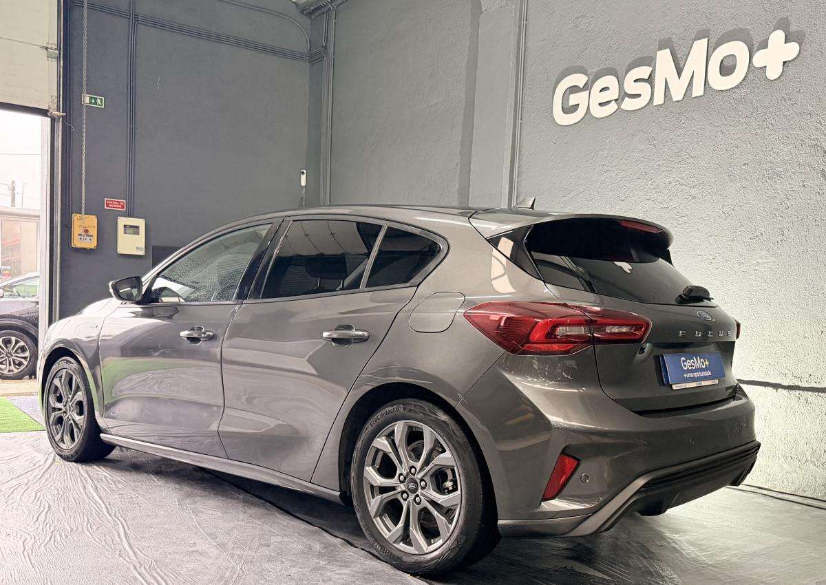 ford-focus-2024-gasolina-998cc