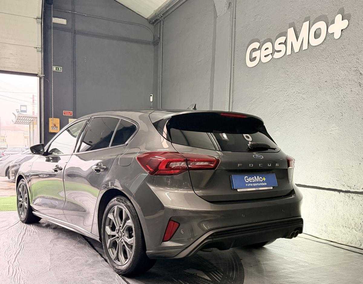 ford-focus-2024-gasolina-998cc