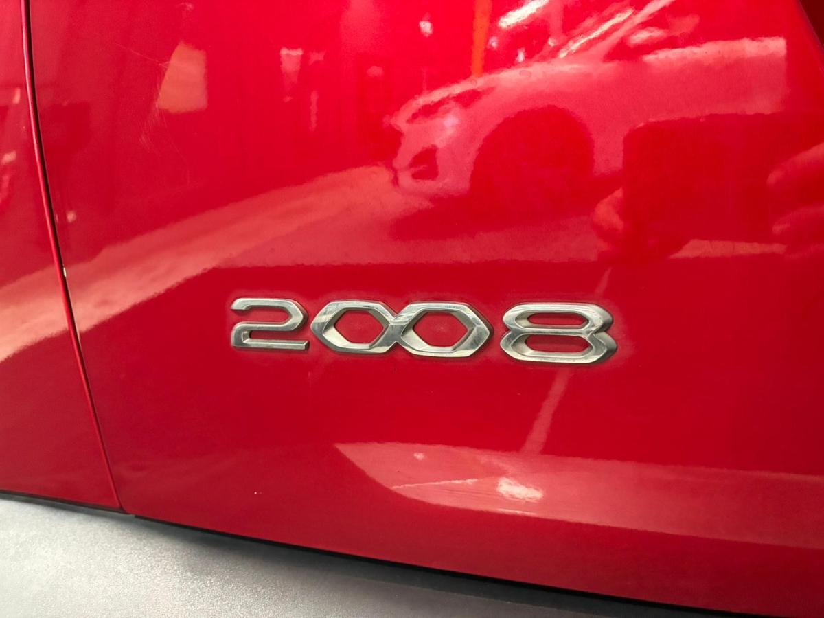 peugeot-2008-2021-gasolina-1199cc