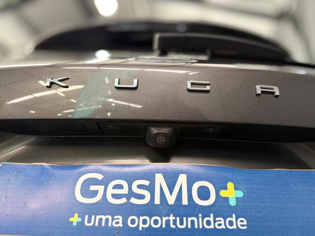 ford-kuga-2022-hibrido-a-gasolina-2488cc