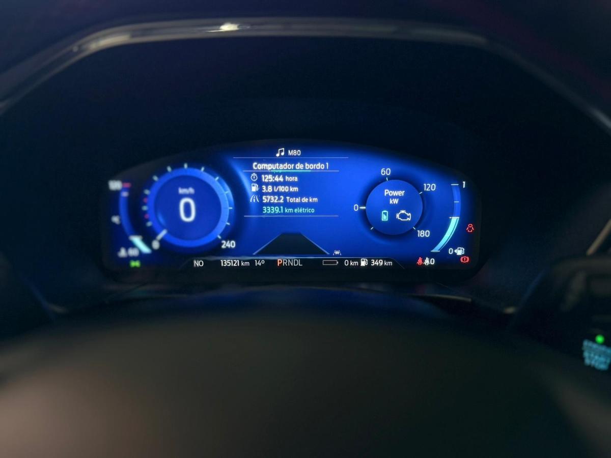 ford-kuga-2022-hibrido-a-gasolina-2488cc