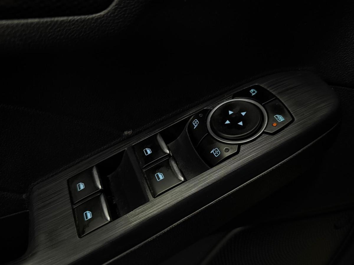 ford-kuga-2022-hibrido-a-gasolina-2488cc