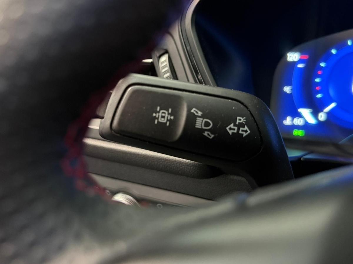 ford-kuga-2022-hibrido-a-gasolina-2488cc