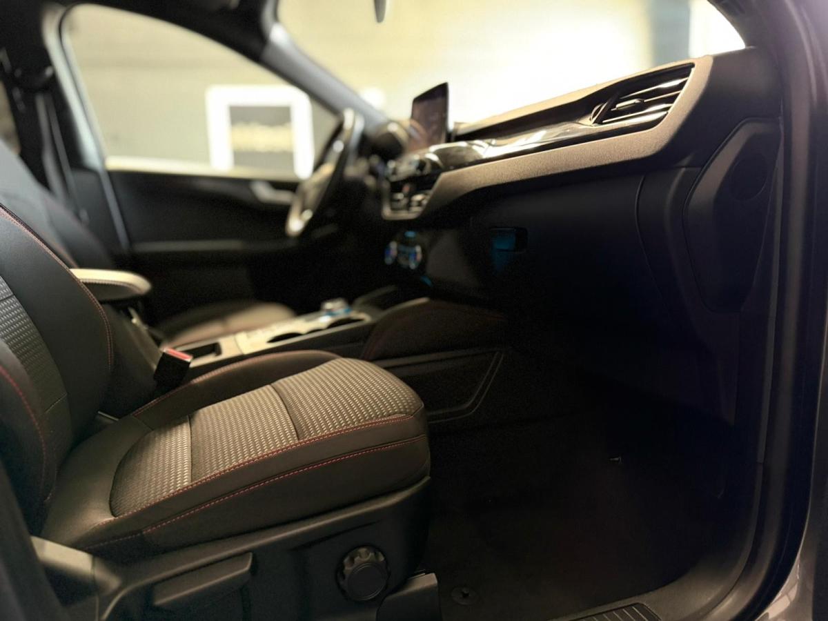 ford-kuga-2022-hibrido-a-gasolina-2488cc