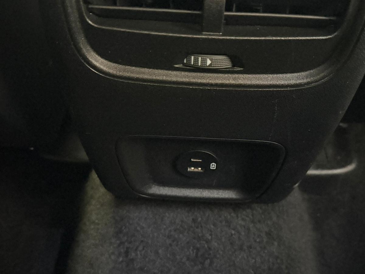 ford-kuga-2022-hibrido-a-gasolina-2488cc