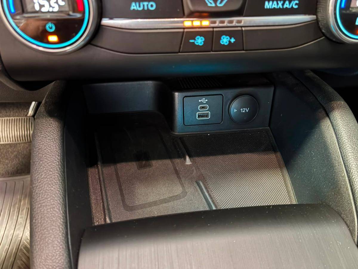 ford-kuga-2022-hibrido-a-gasolina-2488cc