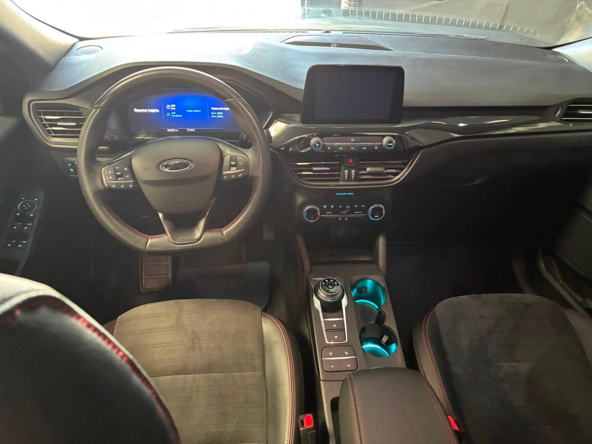 ford-kuga-2022-hibrido-a-gasolina-2488cc