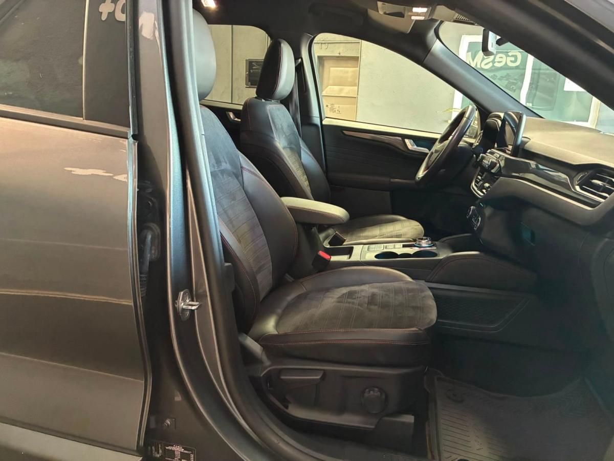 ford-kuga-2022-hibrido-a-gasolina-2488cc