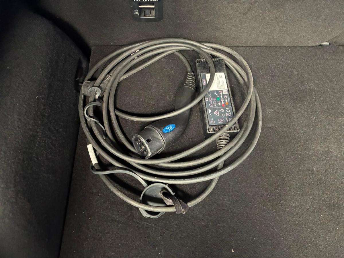 ford-kuga-2022-hibrido-a-gasolina-2488cc