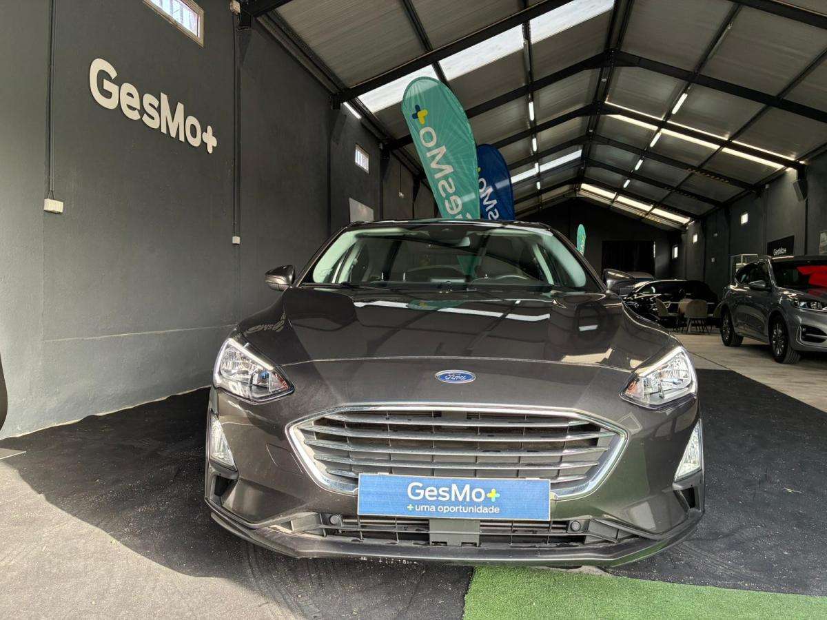 ford-focus-2020-gasolina-998cc