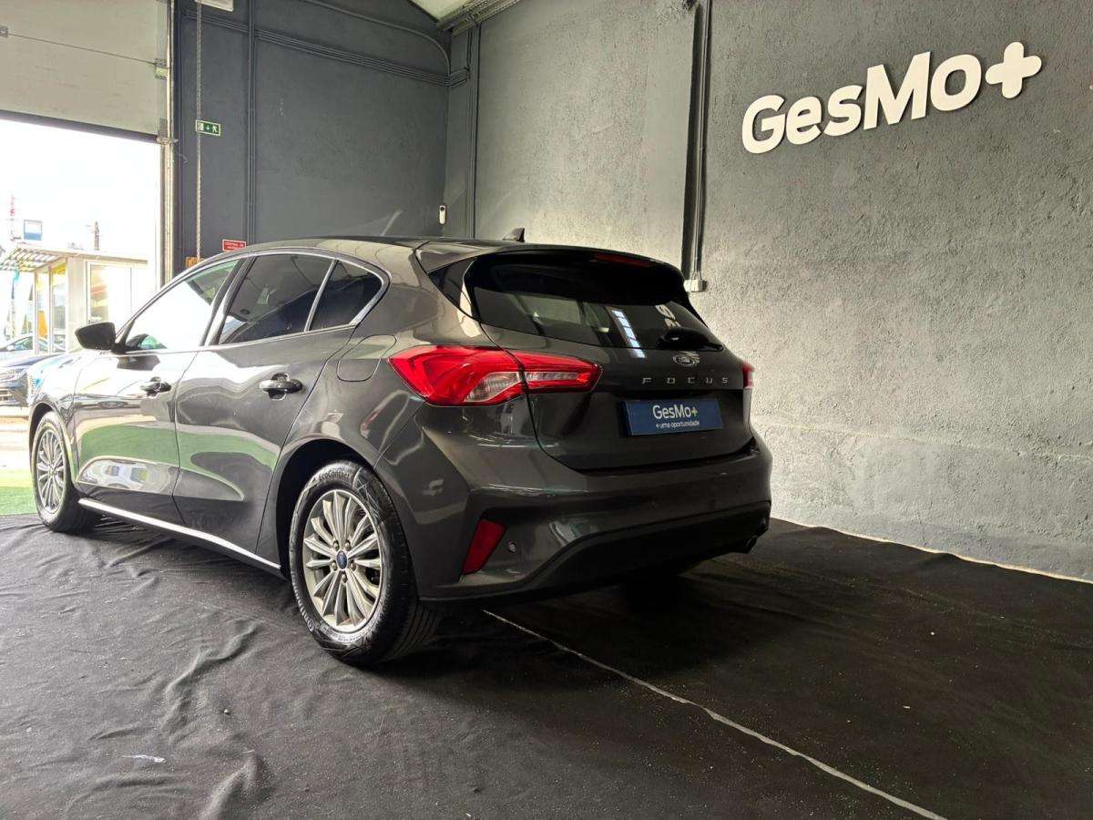 ford-focus-2020-gasolina-998cc