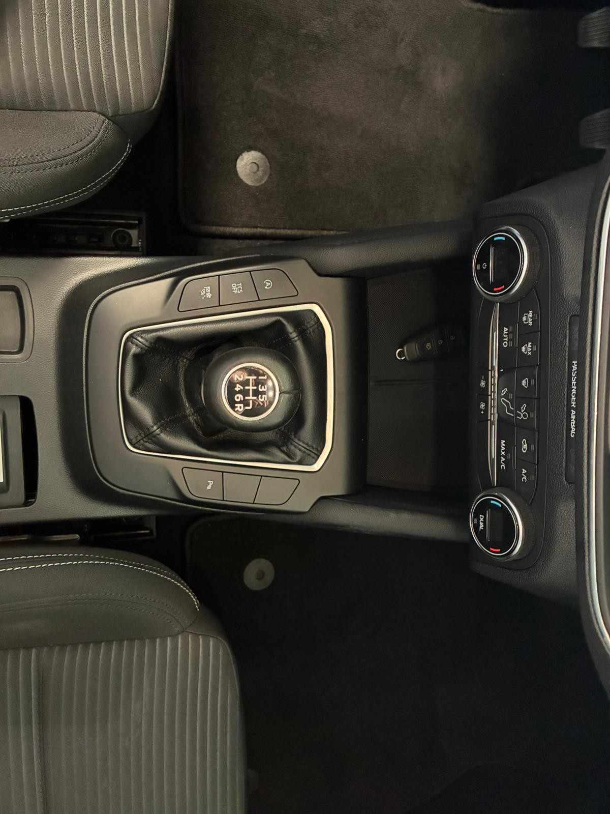 ford-focus-2020-gasolina-998cc