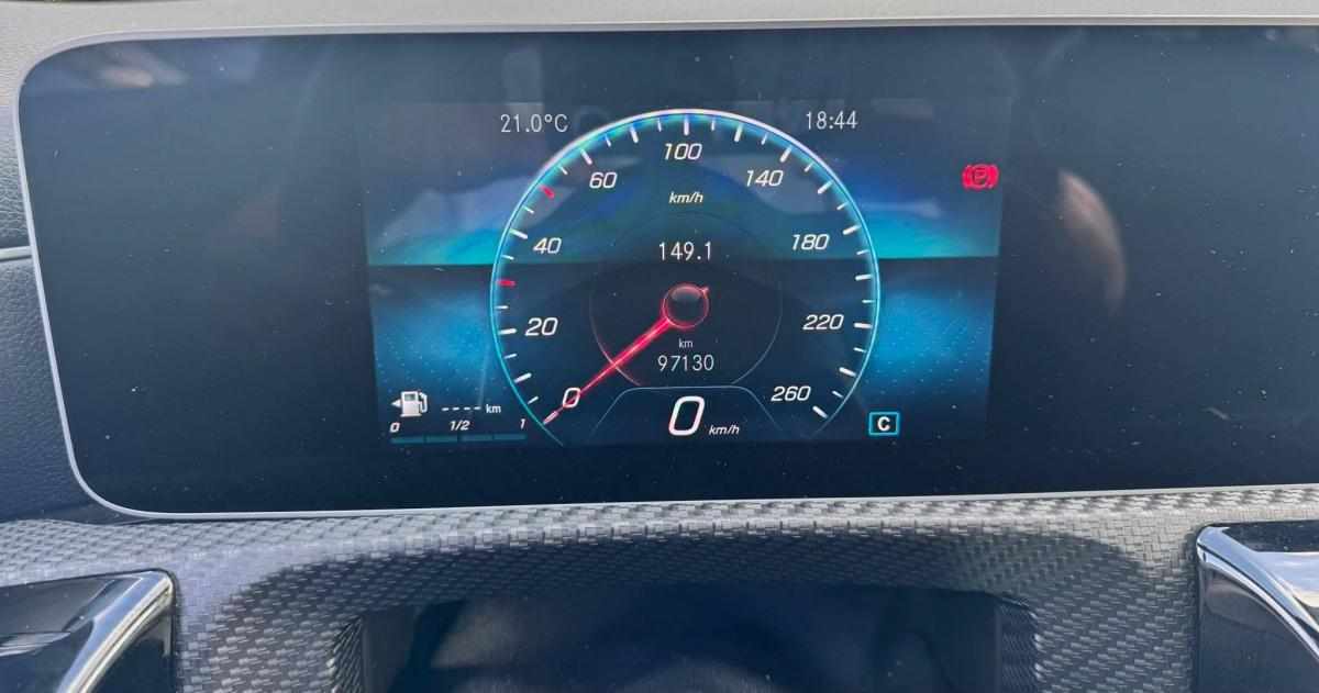mercedes-benz-cla-180-2020-gasolina-1332cc
