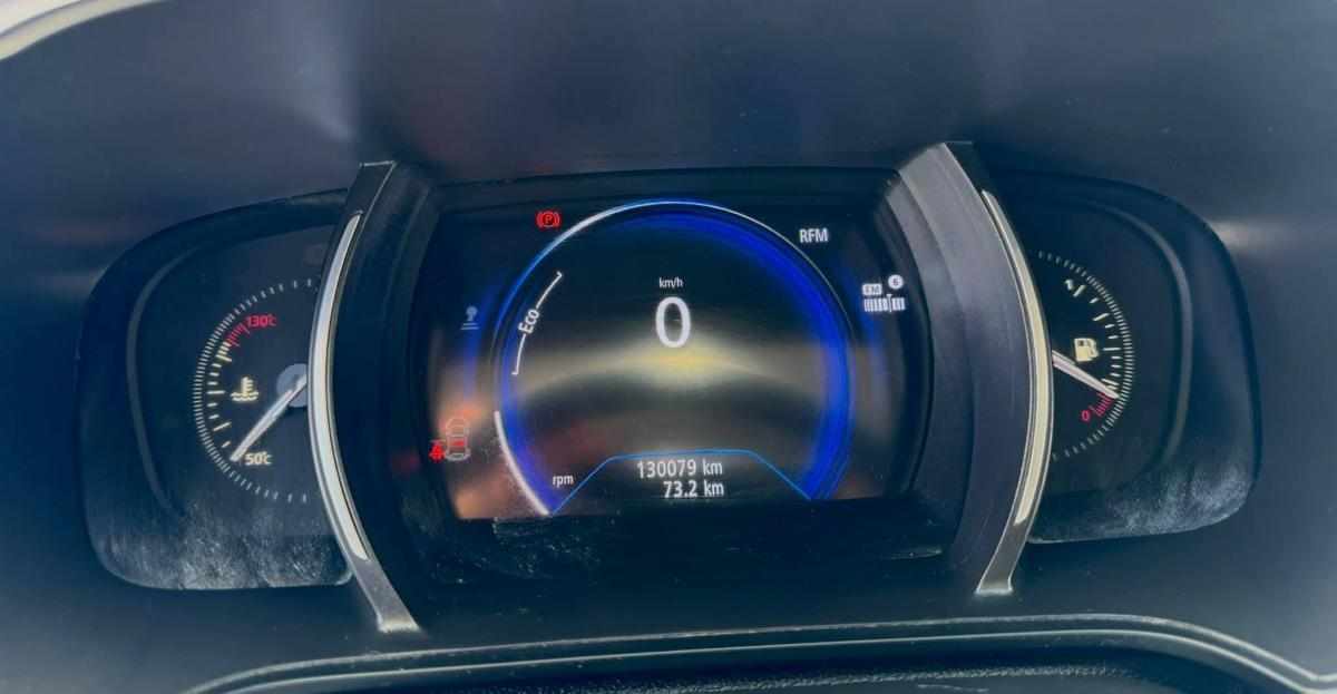 renault-megane-sport-tourer-1-5-dci-2018-diesel-1461cc