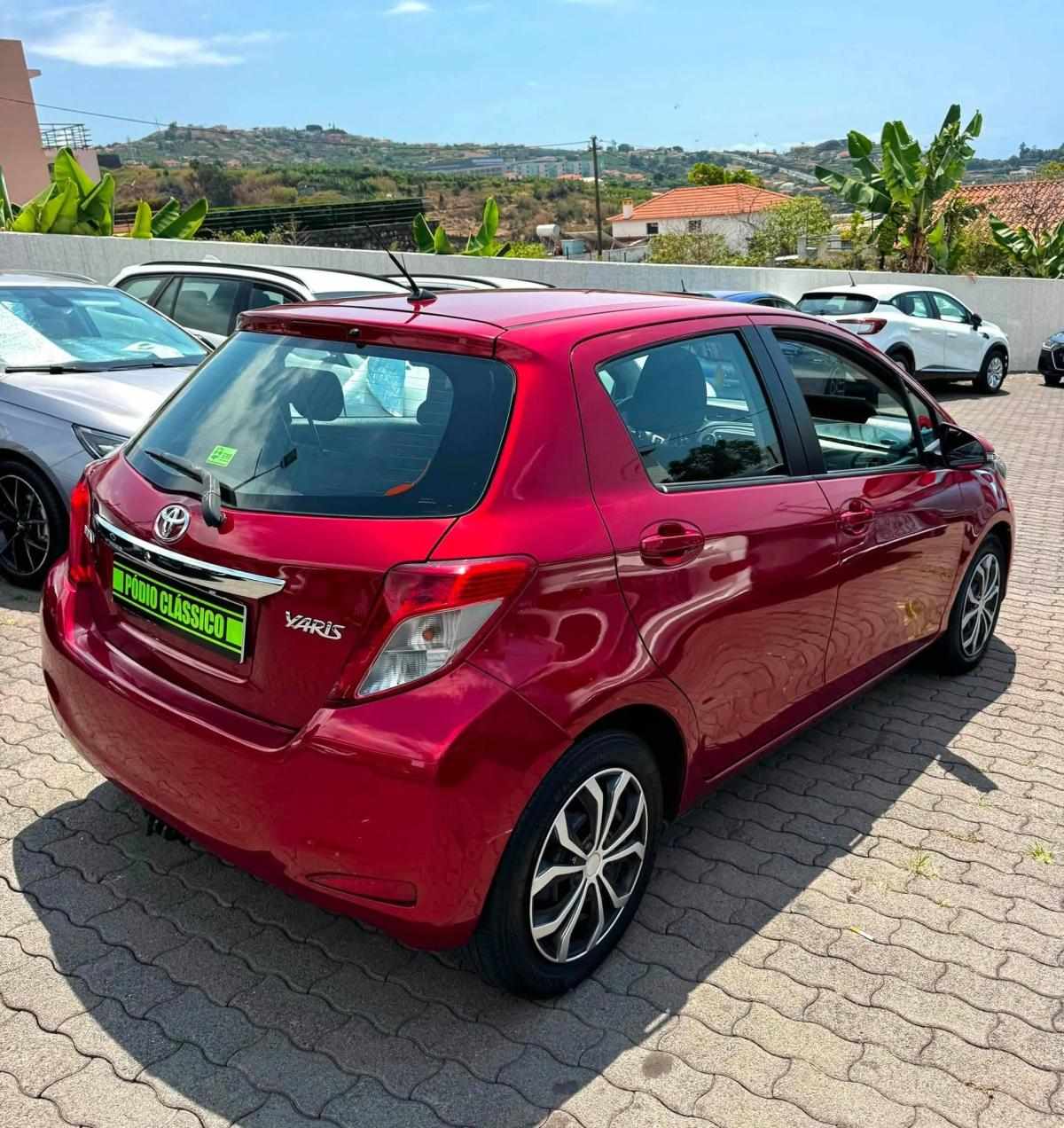 toyota-yaris-1-4-d-4d-2012-diesel-1364cc