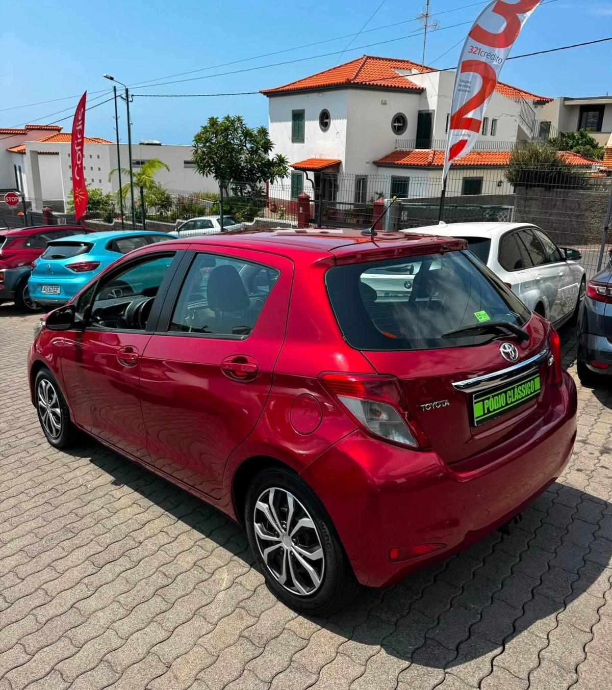 toyota-yaris-1-4-d-4d-2012-diesel-1364cc