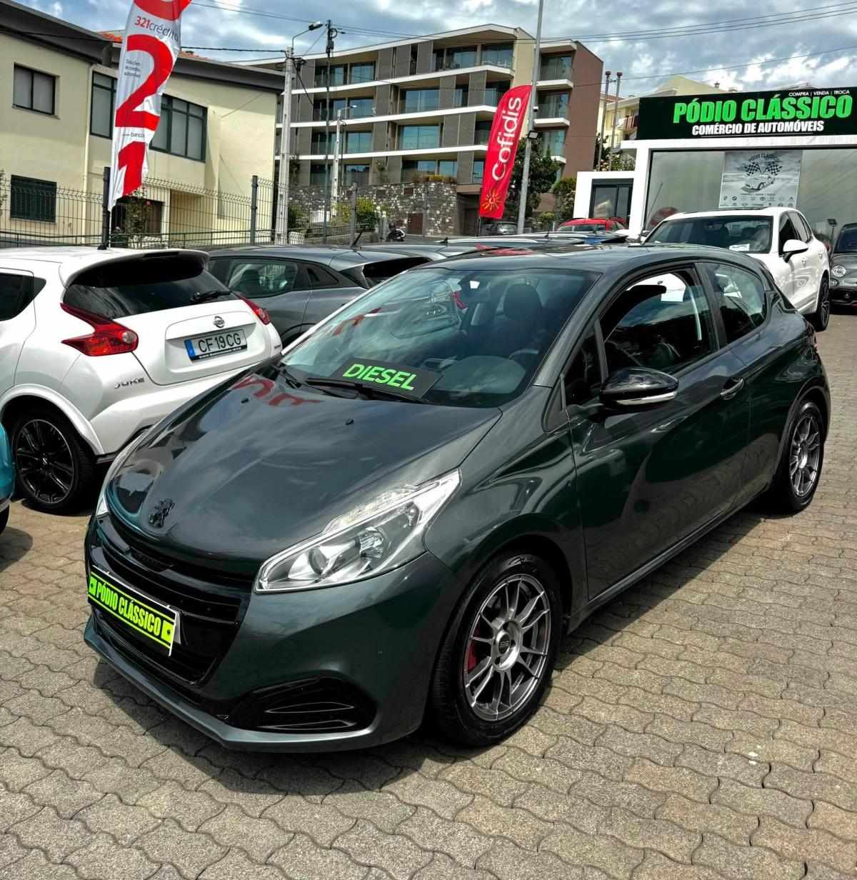 peugeot-208-1-6-hdi-2016-diesel-1600cc
